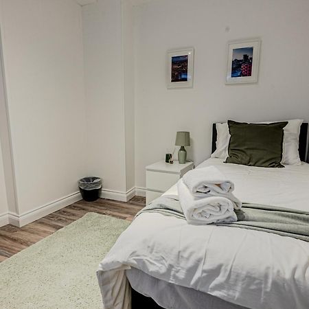 Stunning Three Bedroom Townhouse In The Jewellery Quarter, Birmingham City Centre Sleeps 5- Free Parking 外观 照片