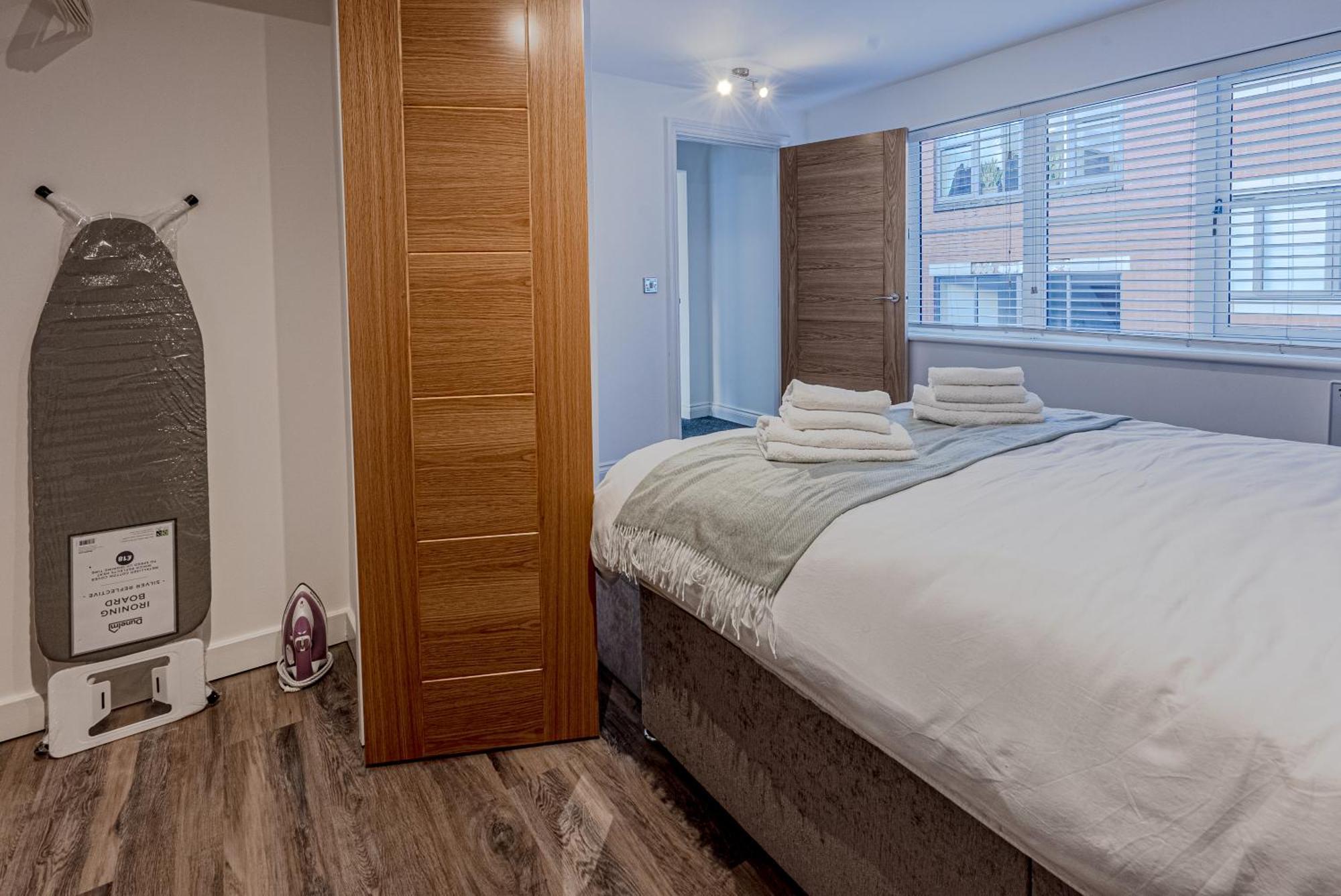 Stunning Three Bedroom Townhouse In The Jewellery Quarter, Birmingham City Centre Sleeps 5- Free Parking 外观 照片